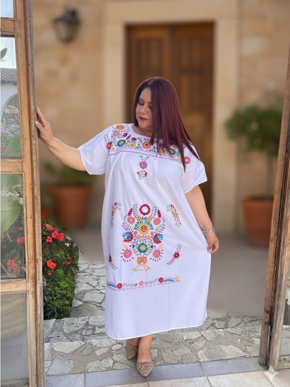 PLUS SIZES DRESSES AND BLOUSES AVAILABLE - Picture 6 of 11